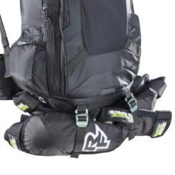 Evoc FR Protector Trail Unlimited 20L 14 Evoc FR Protector Trail Unlimited 20L -Vêtements De Cyclisme evoc fr protector trail unlimited 20l backpacks 100103105 4250450721284 3 379 4