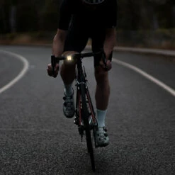 KNOG Blinder éclairage Avant 17 KNOG Blinder éclairage Avant -Vêtements De Cyclisme knog blinder eclairage avant lights kn476 3 43049 7